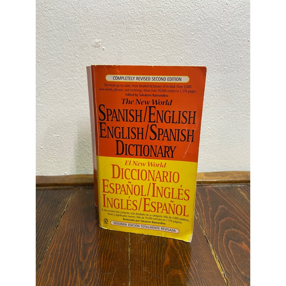 The New World Spanish English Dictionary 2nd Edition Salvatore Ramondino Signet
